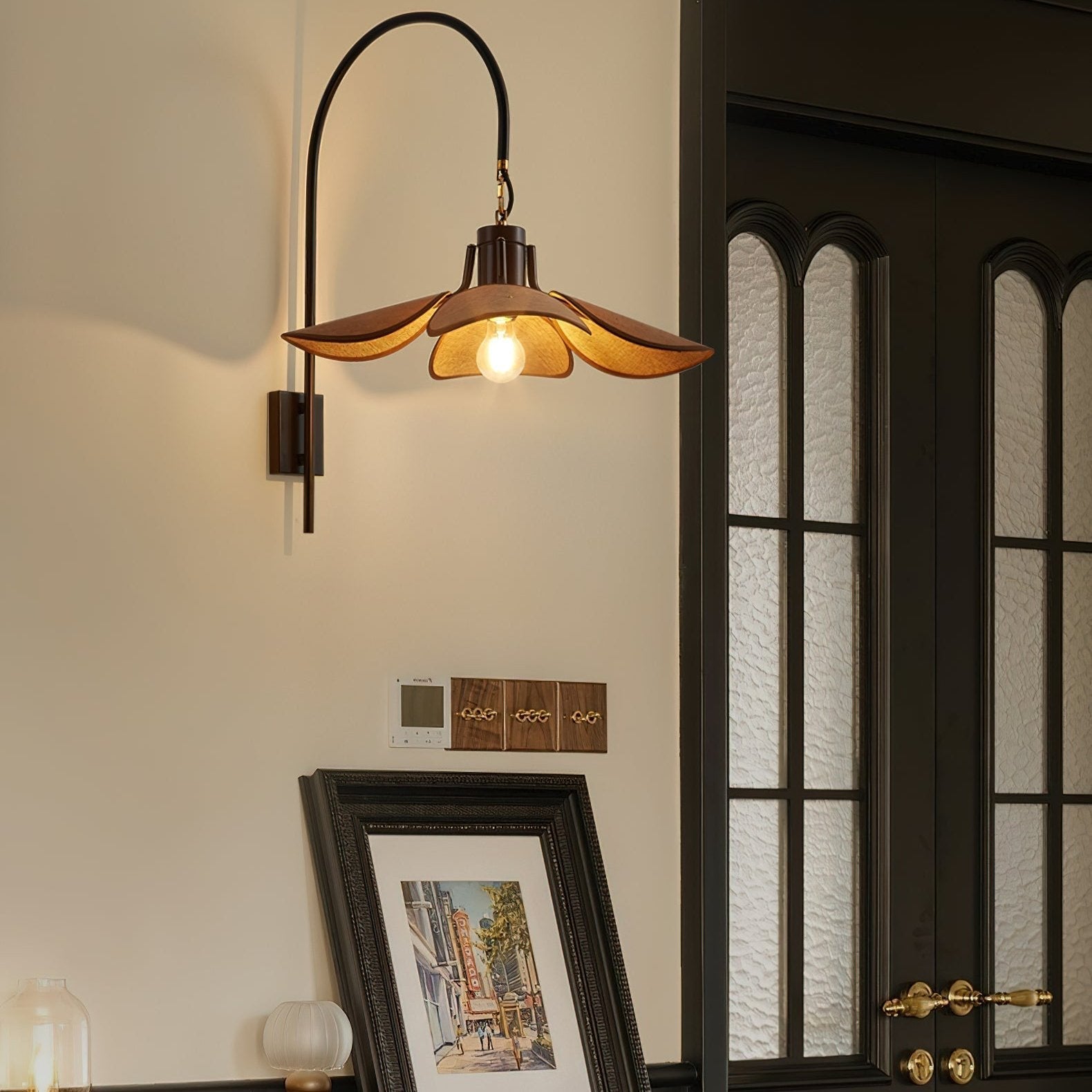 Petal Bloom Wall Lamp