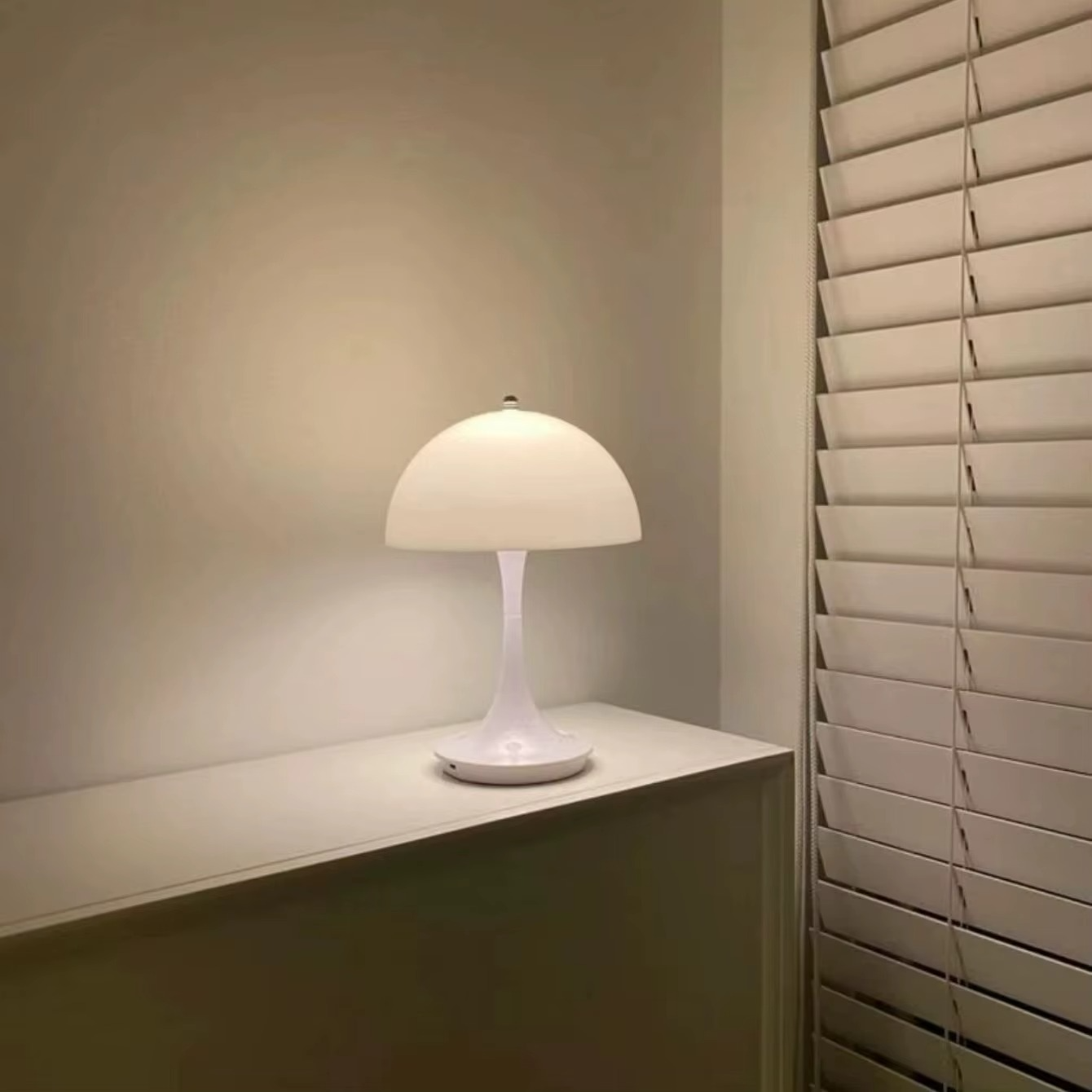 Electauro | LED-Tablelamp