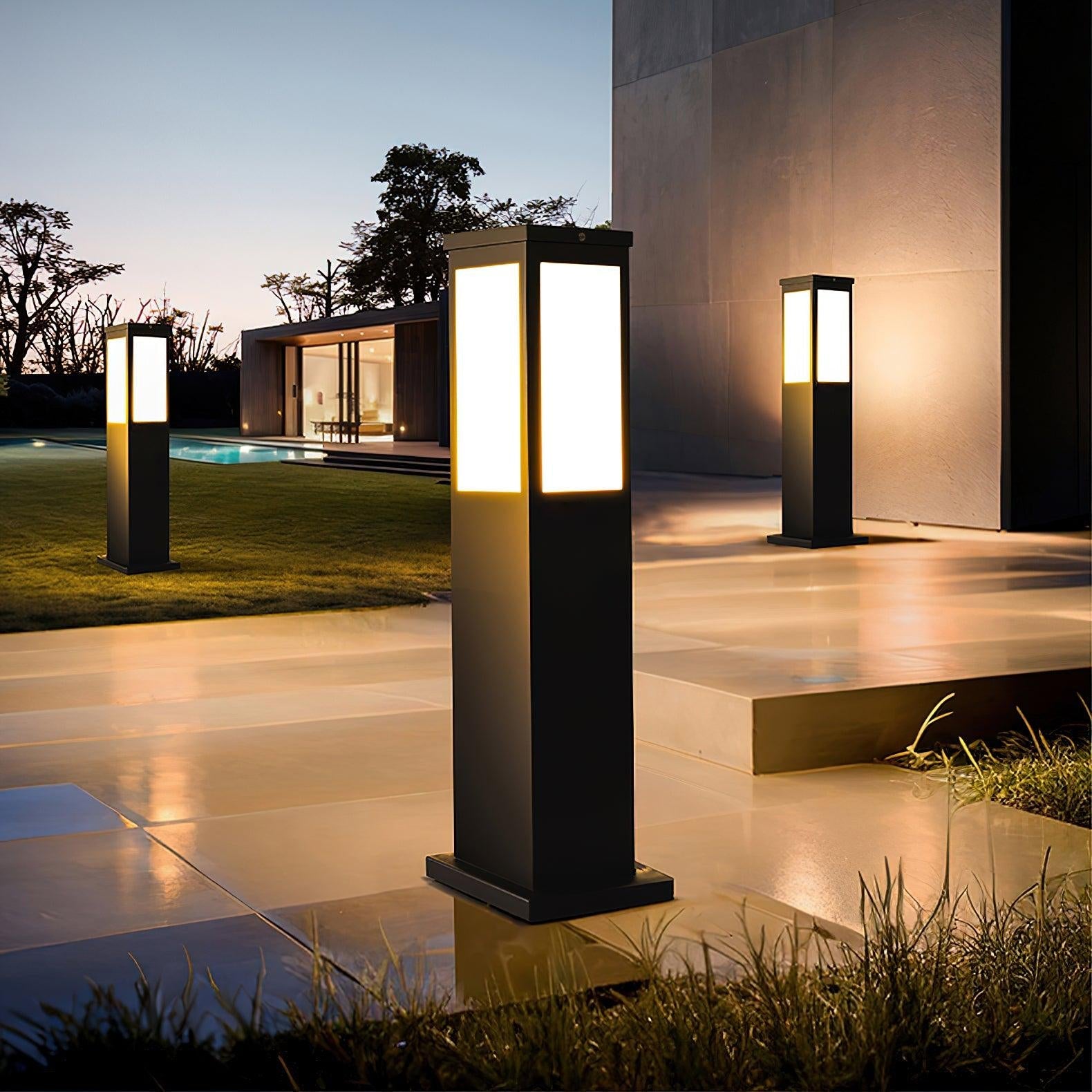 Kuzco Bollard Outdoor Light